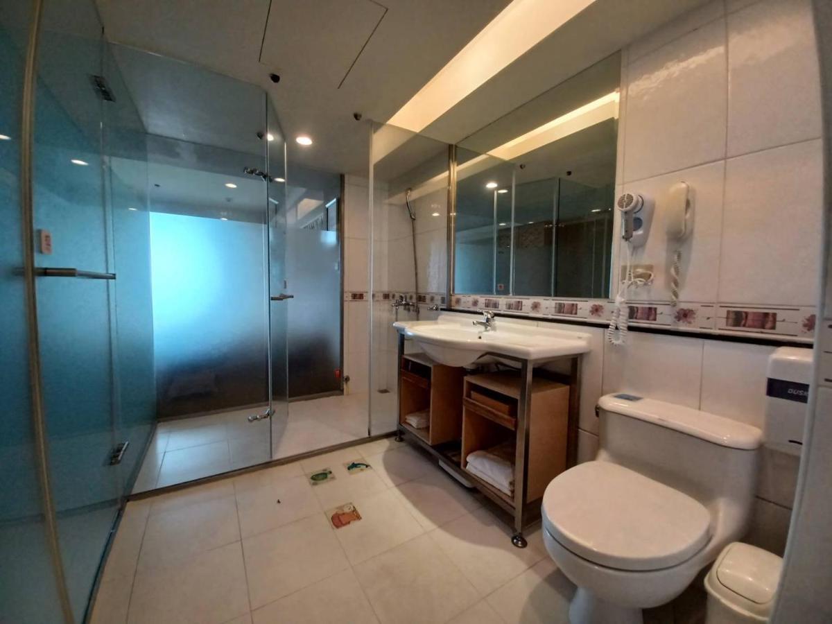 קילונג Blue Ocean Hotel מראה חיצוני תמונה
