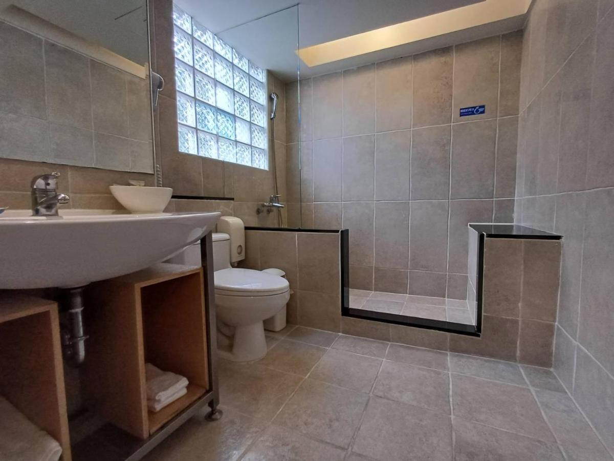 קילונג Blue Ocean Hotel מראה חיצוני תמונה