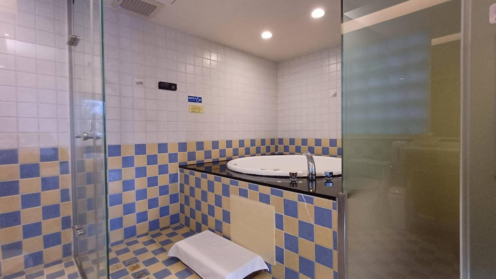 קילונג Blue Ocean Hotel מראה חיצוני תמונה