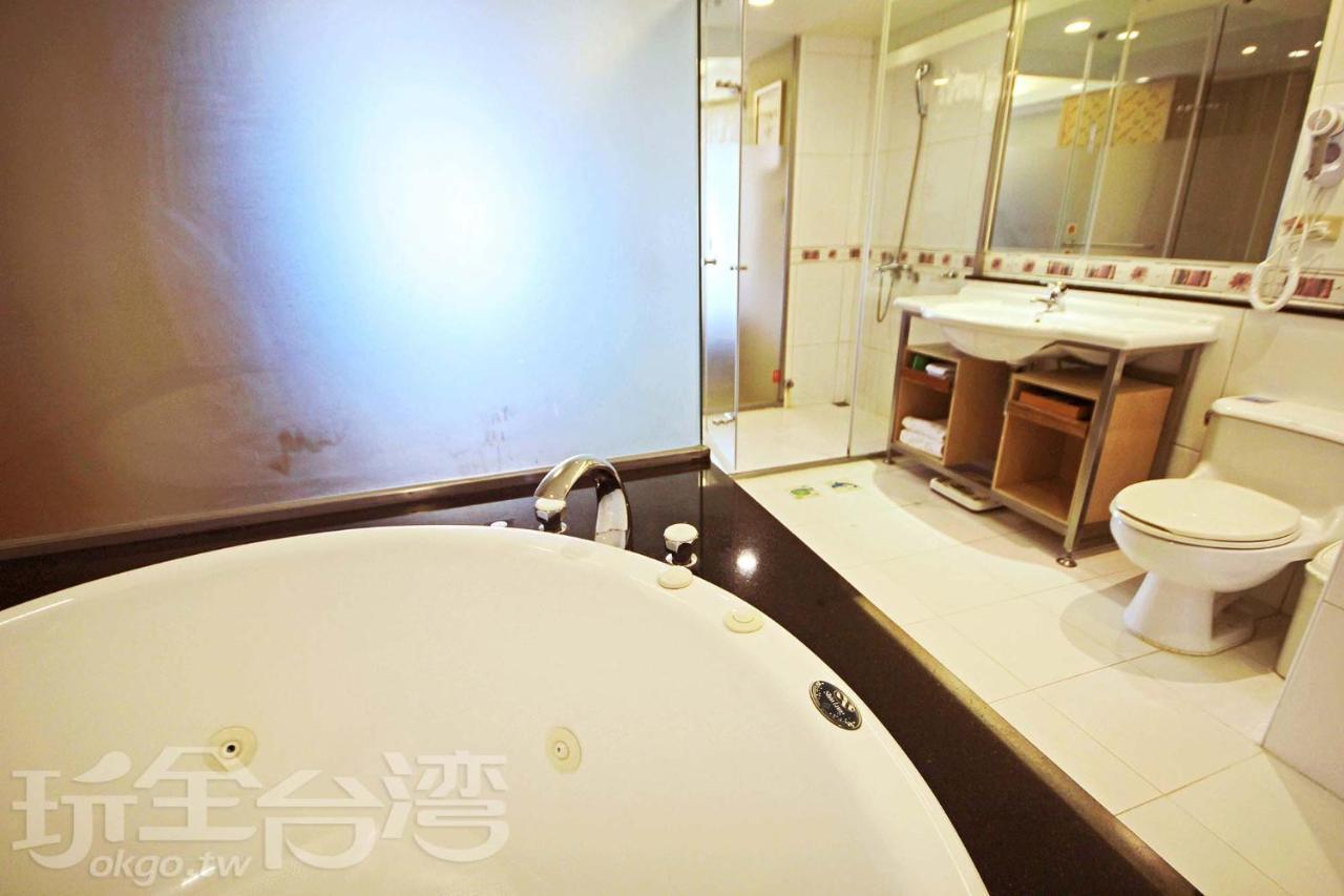קילונג Blue Ocean Hotel מראה חיצוני תמונה